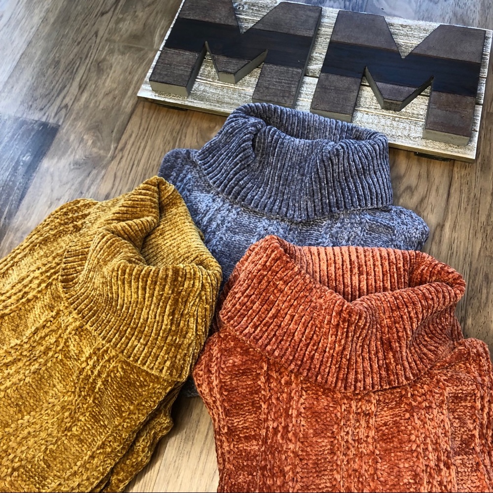 ASH GREY Chenille Cowl Neck Oversized Sweater - Picture 4 of 5